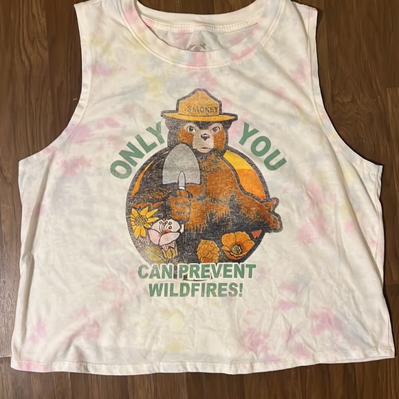 Tyedye Smokey The Bear tank - Picture 2 of 3